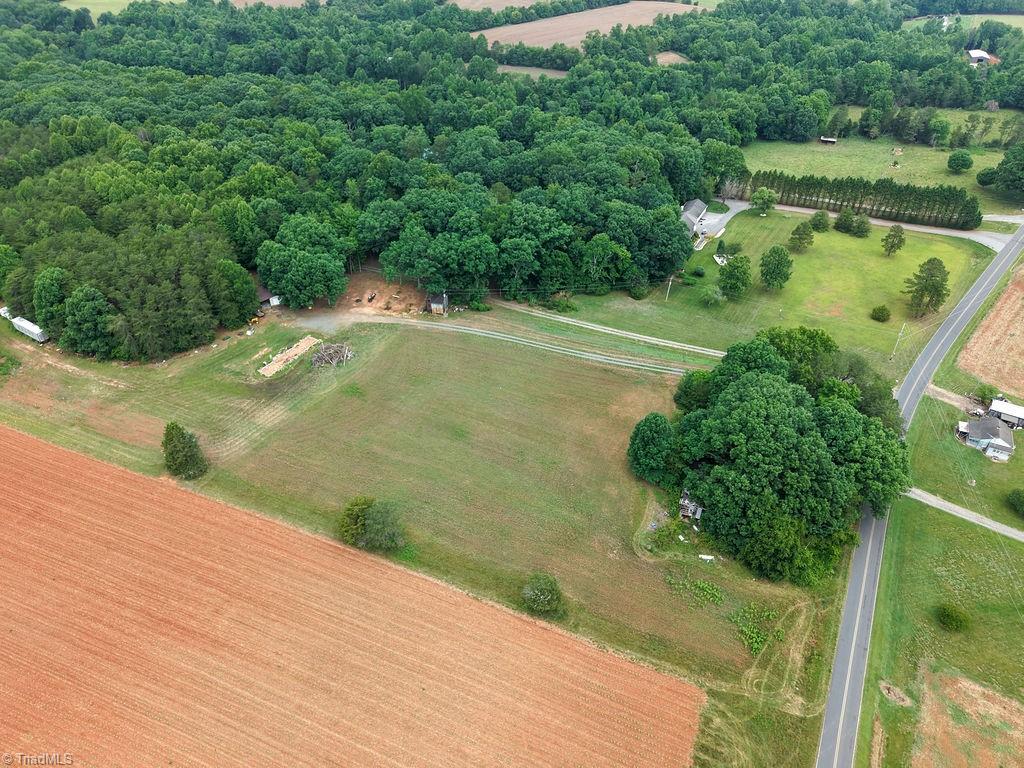 2025 Lace Knoll Road East Bend, NC 27018 - Photo 19 of 42
