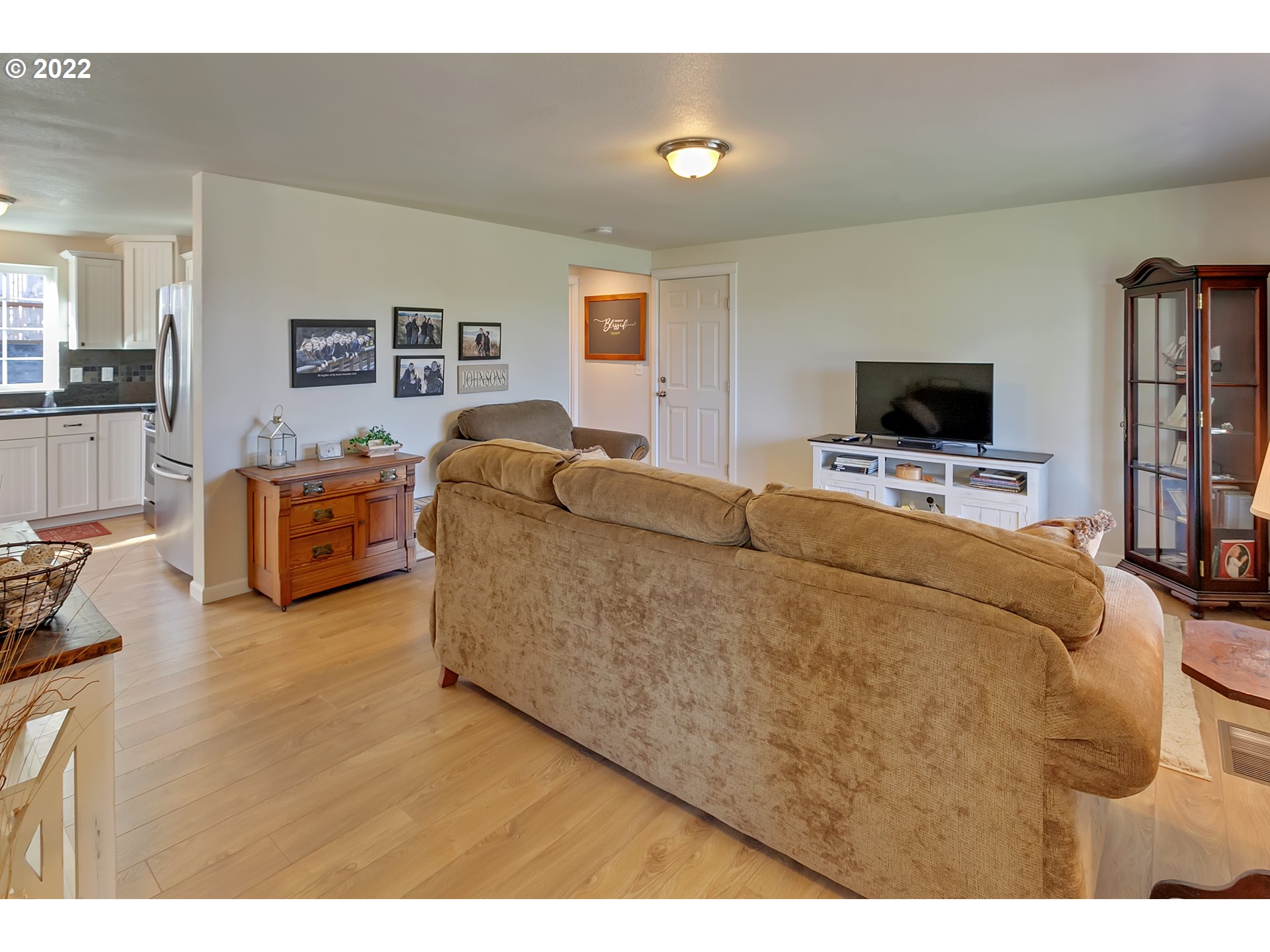 90474 Lewis Road Warrenton, OR 97146 - Photo 3 of 32 Gallery Image 3