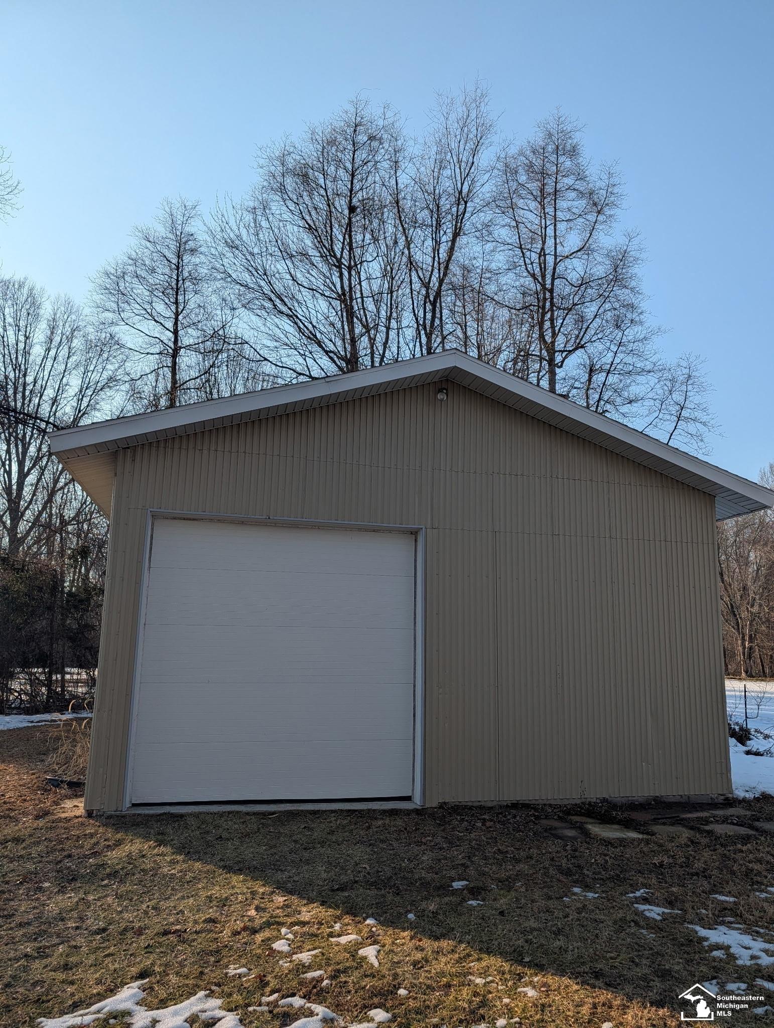 33790 Steadman Road New Boston, MI 48164 - Photo 6 of 31 Out Building