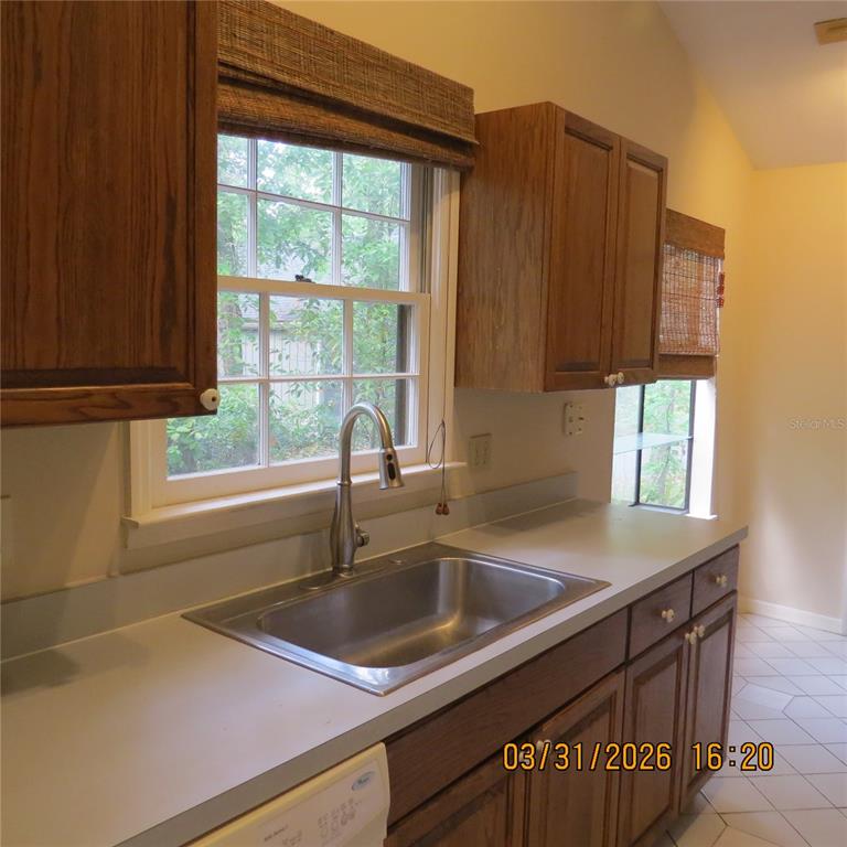 4546 Southwest 84 Drive Gainesville, FL 32608 - Photo 6 of 38