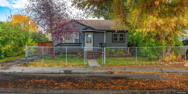 $288,675 | 615 Holly Avenue, Worland, WY 82401