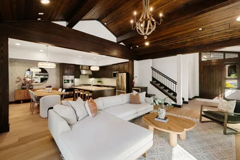 $2,195,000 | 10120 Sagebrush Court, Truckee, CA 96161