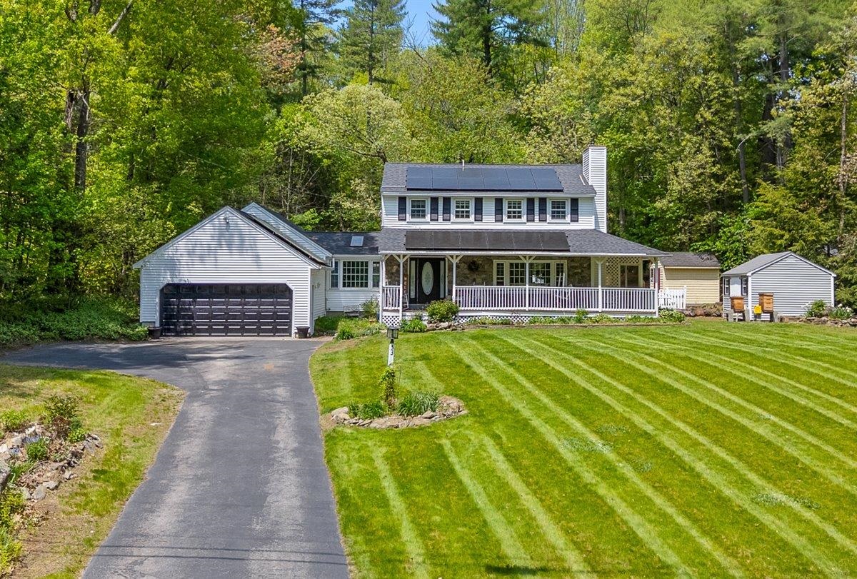 53 Sullivan Road Hudson, NH 03051 - Photo 3 of 42