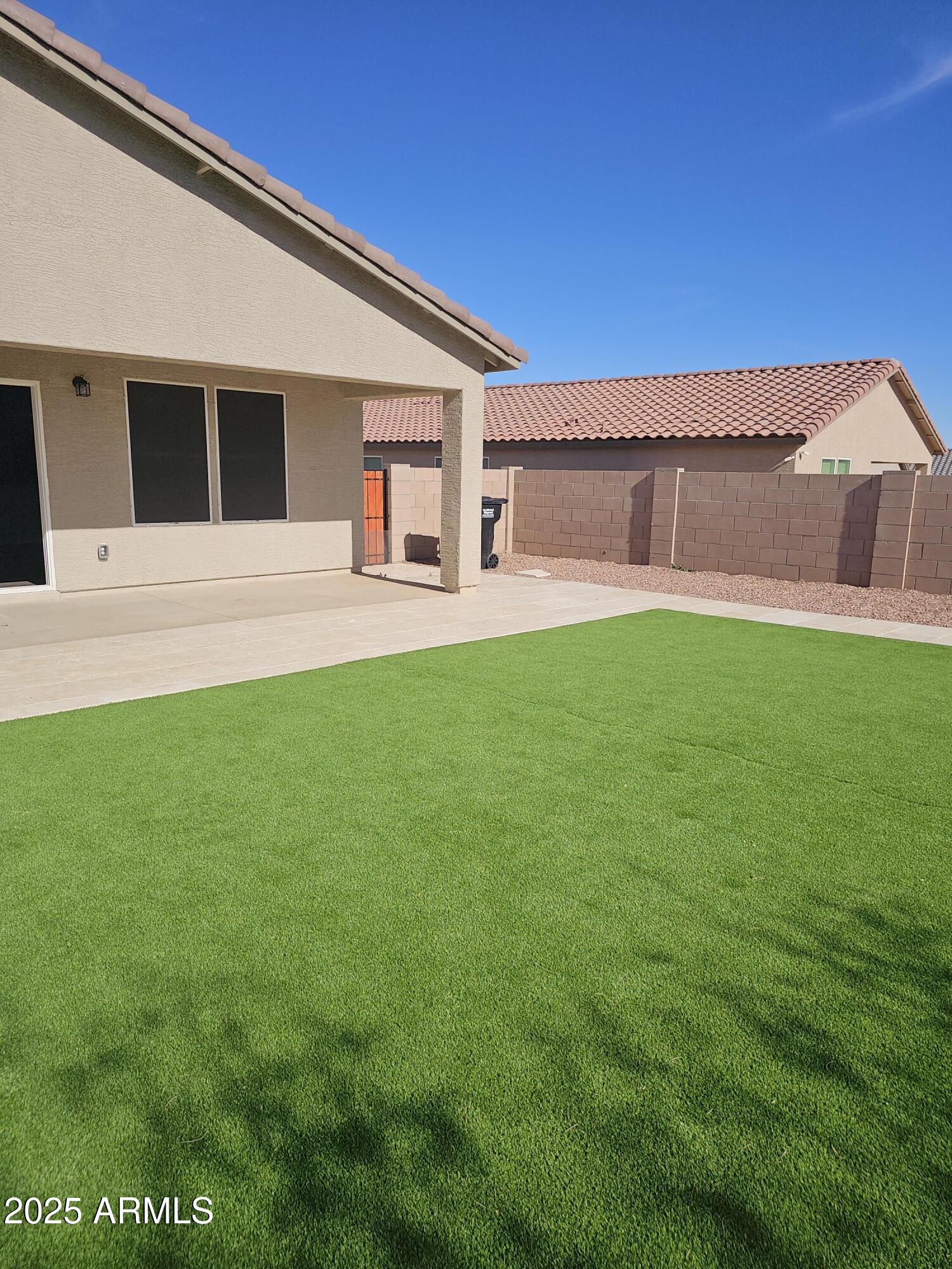 1413 Sheep Wash Way Benson, AZ 85602 - Photo 13 of 18 BACKYARD4