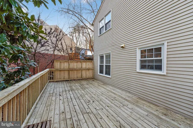 $600,000 | 16219 Sunny Knoll Drive, Dumfries, VA 22025