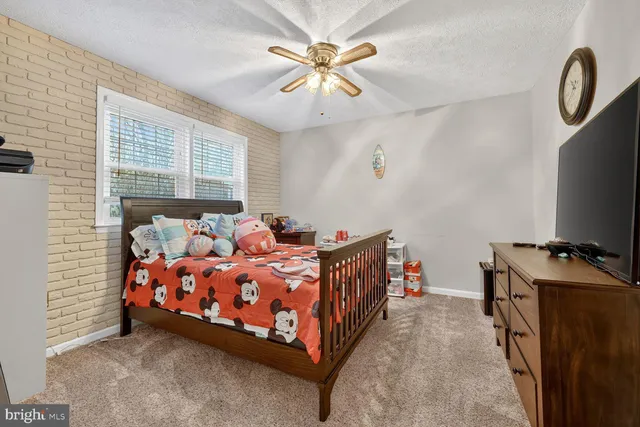 $600,000 | 16219 Sunny Knoll Drive, Dumfries, VA 22025