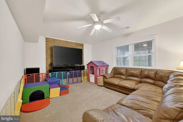 $600,000 | 16219 Sunny Knoll Drive, Dumfries, VA 22025