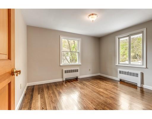 1 Standish Road Lynnfield, MA 01940 - Photo 20 of 29 Gallery Image 20