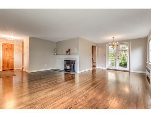 1 Standish Road Lynnfield, MA 01940 - Photo 8 of 29 Gallery Image 8