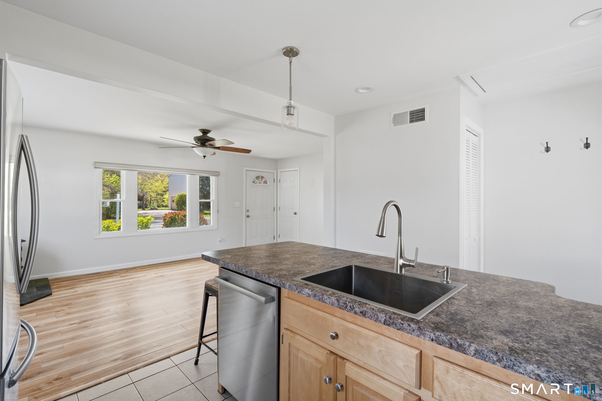140 Shuttle Meadow Road Plainville, CT 06062 - Photo 12 of 34