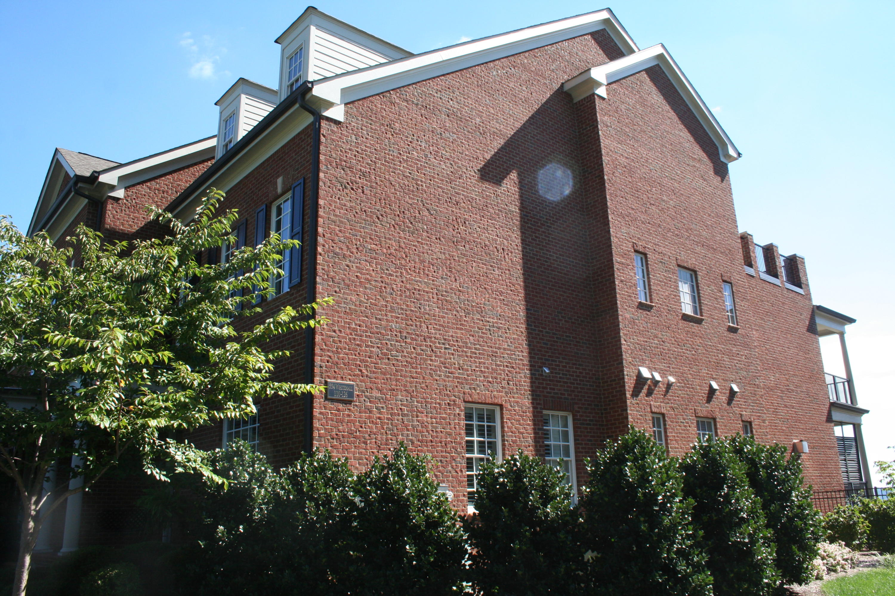 554 Whitehall Road, Unit 120 Chattanooga, TN 37405 - Photo 2 of 8 2016-09-28 23.01.53
