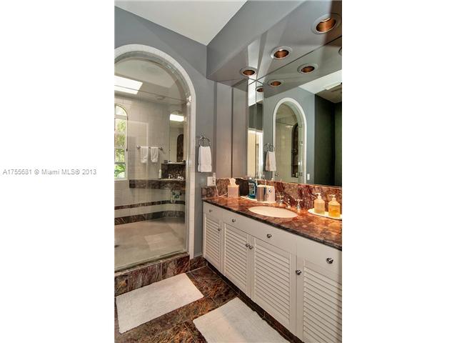 3626 Bayview Road Coconut Grove, FL 33133 - Photo 16 of 24 Gallery Image 16