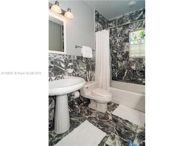 3626 Bayview Road Coconut Grove, FL 33133 - Photo 19 of 24 Gallery Image 19