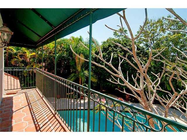 3626 Bayview Road Coconut Grove, FL 33133 - Photo 23 of 24 Gallery Image 23