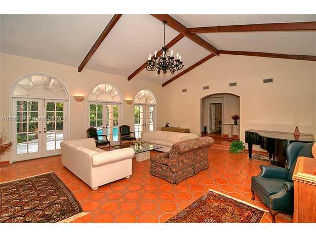 3626 Bayview Road Coconut Grove, FL 33133 - Photo 6 of 24 Gallery Image 6