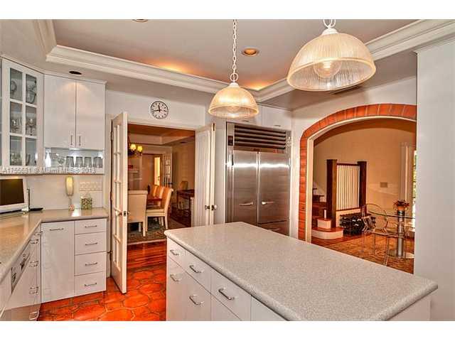 3626 Bayview Road Coconut Grove, FL 33133 - Photo 8 of 24 Gallery Image 8
