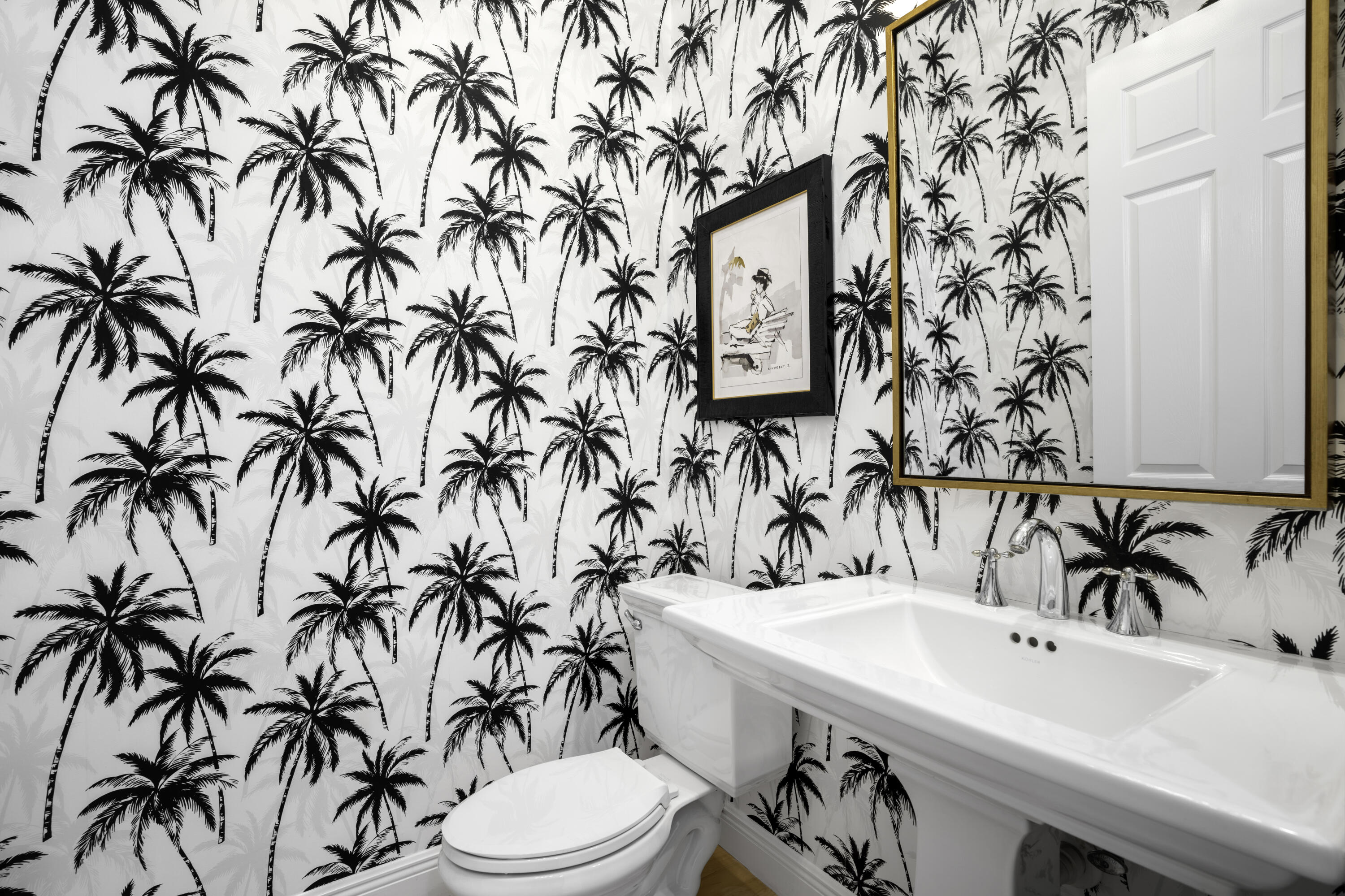 2875 Marina Circle Lighthouse Point, FL 33064 - Photo 11 of 47 Powder room 2nd floor