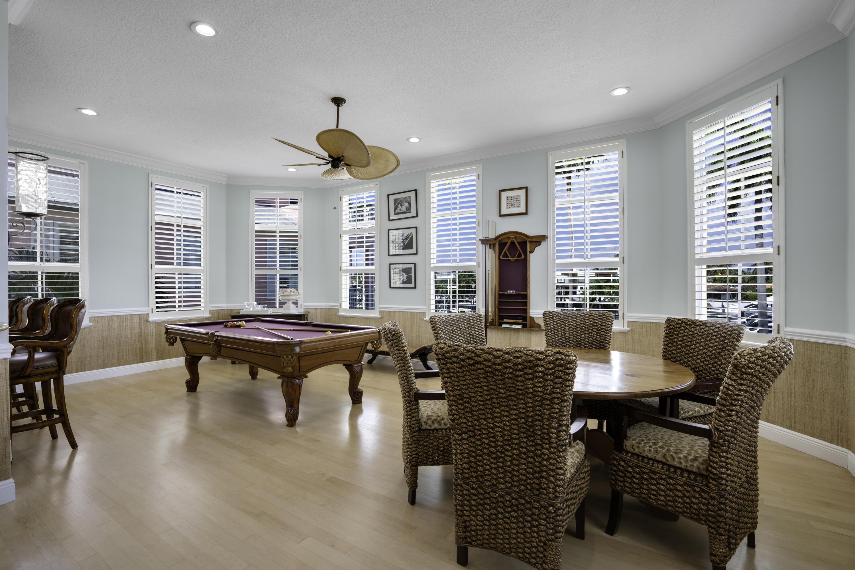 2875 Marina Circle Lighthouse Point, FL 33064 - Photo 16 of 47 Great room 2nd floor