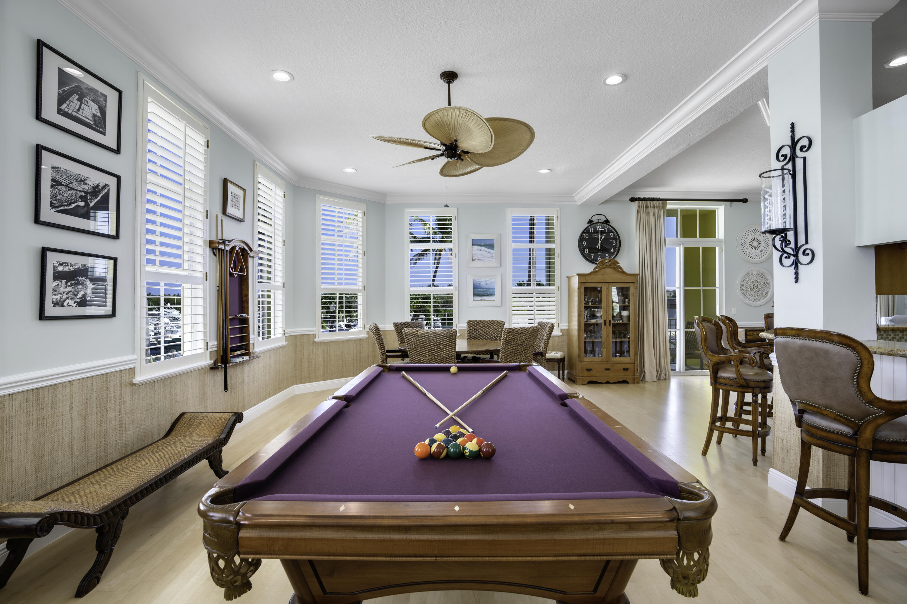 2875 Marina Circle Lighthouse Point, FL 33064 - Photo 17 of 47 Great room 2nd floor