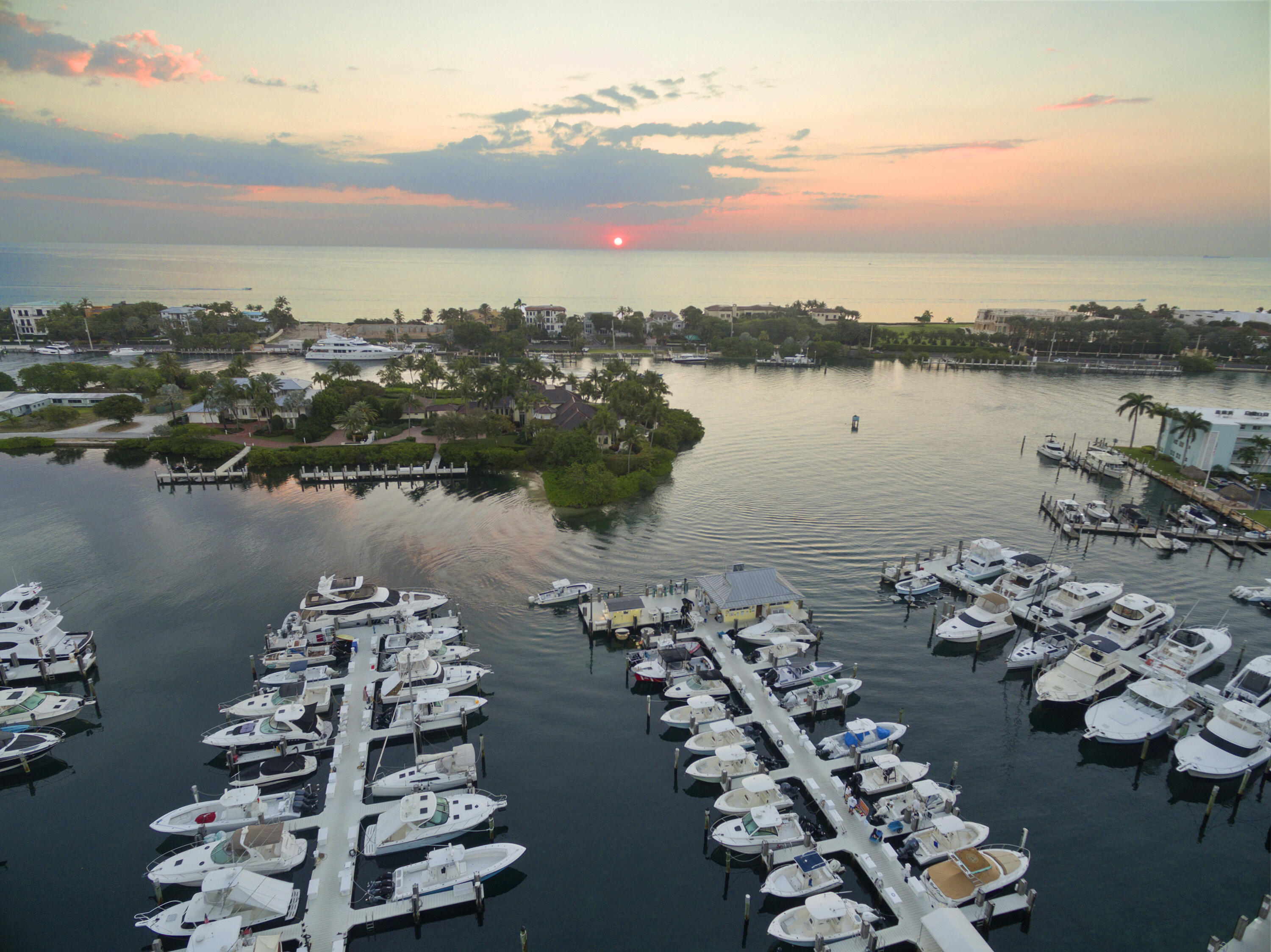 2875 Marina Circle Lighthouse Point, FL 33064 - Photo 45 of 47 Sunrise Aerial view looking East