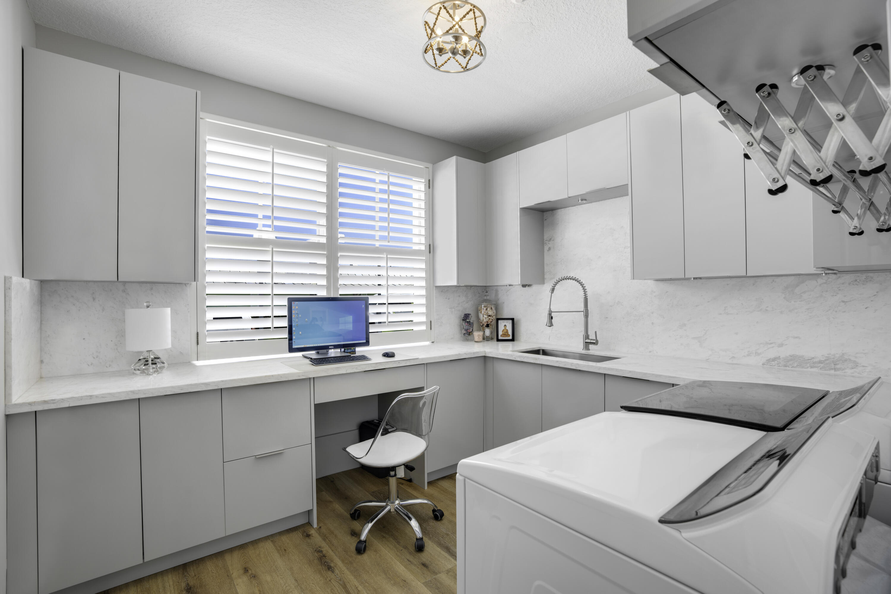 2875 Marina Circle Lighthouse Point, FL 33064 - Photo 8 of 47 Large Laundry/craft room