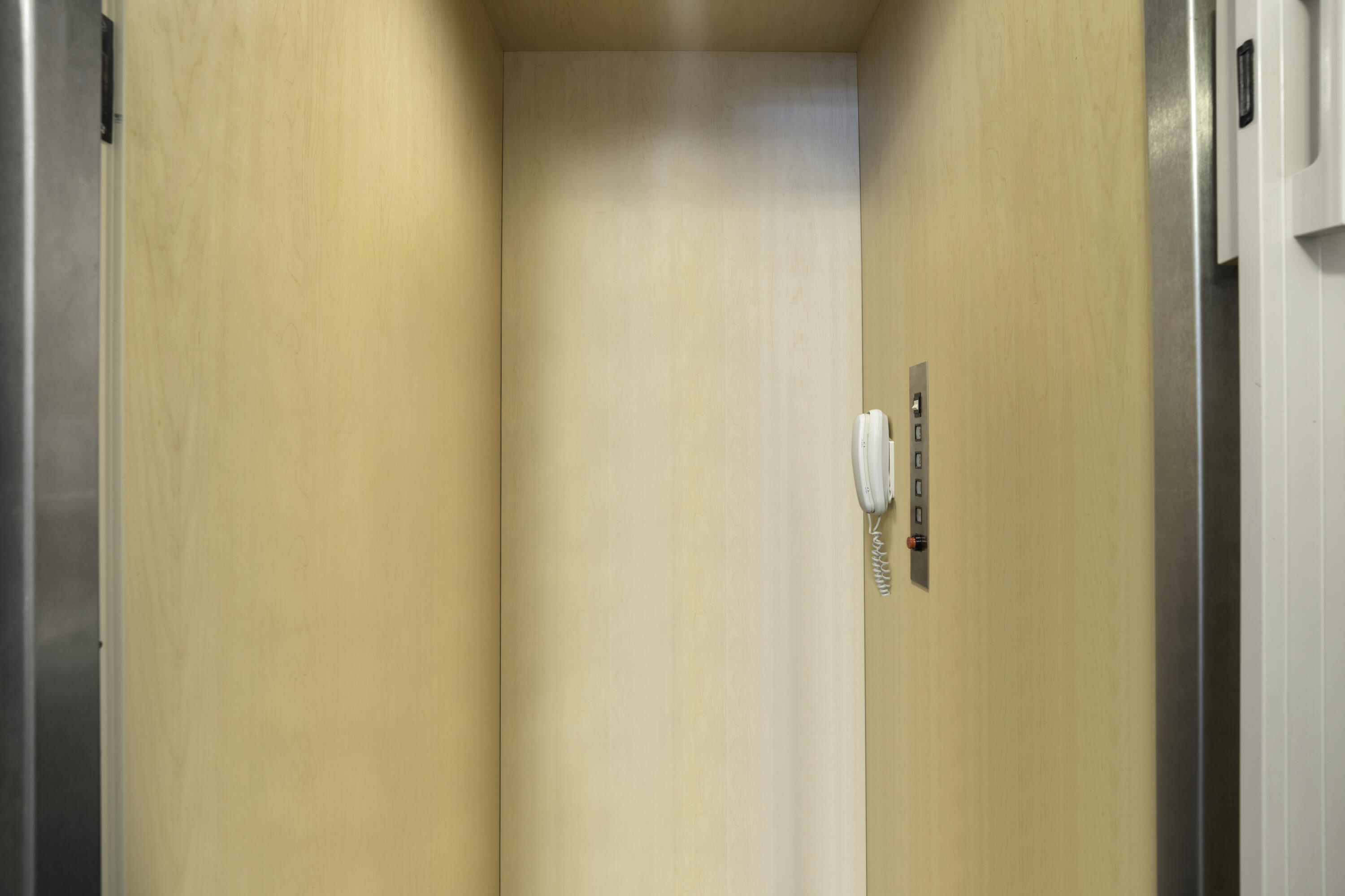 2875 Marina Circle Lighthouse Point, FL 33064 - Photo 9 of 47 Elevator