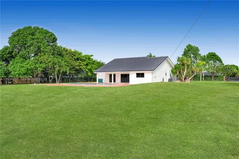 $1,360,000 | 21360 Southwest 236th Street, Homestead, FL 33031