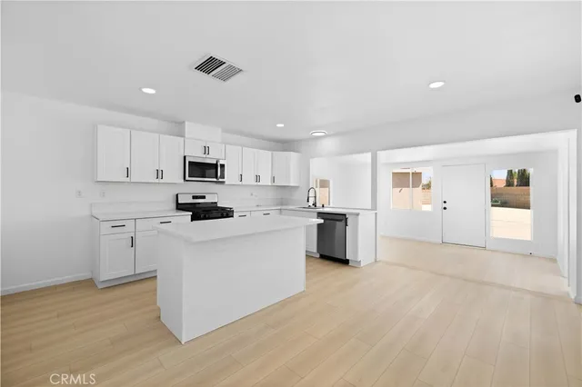 $585,000 | 3501 West Ave K 13, Lancaster, CA 93536