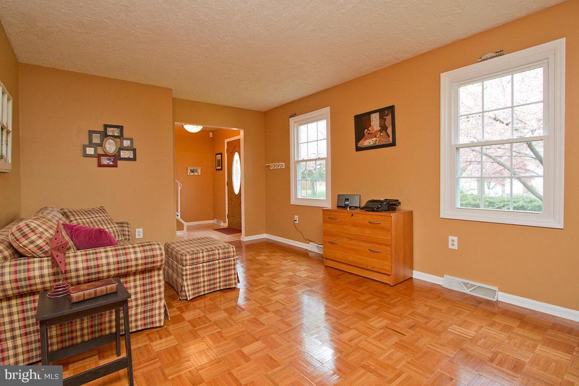 419 Longmeadow Road Lancaster, PA 17601 - Photo 18 of 43