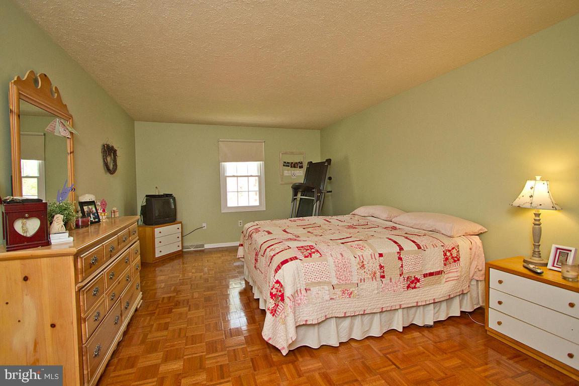 419 Longmeadow Road Lancaster, PA 17601 - Photo 23 of 43