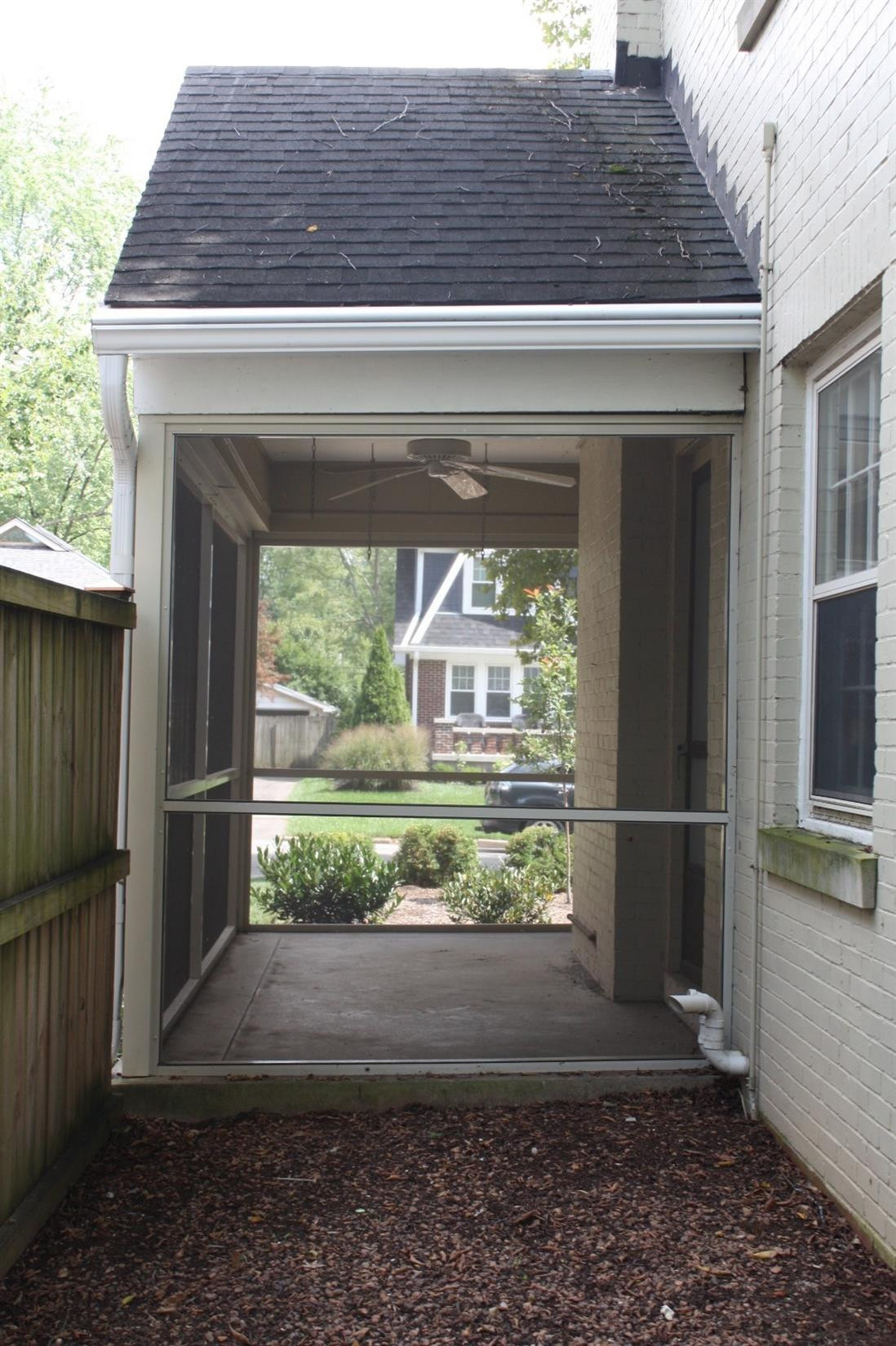 423 Dudley Road Lexington, KY 40502 - Photo 19 of 26 Photo 19
