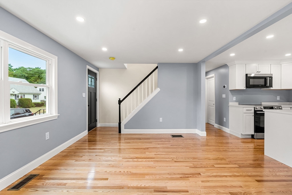 7 Morgan Road Beverly, MA 01915 - Photo 20 of 42 Gallery Image 20
