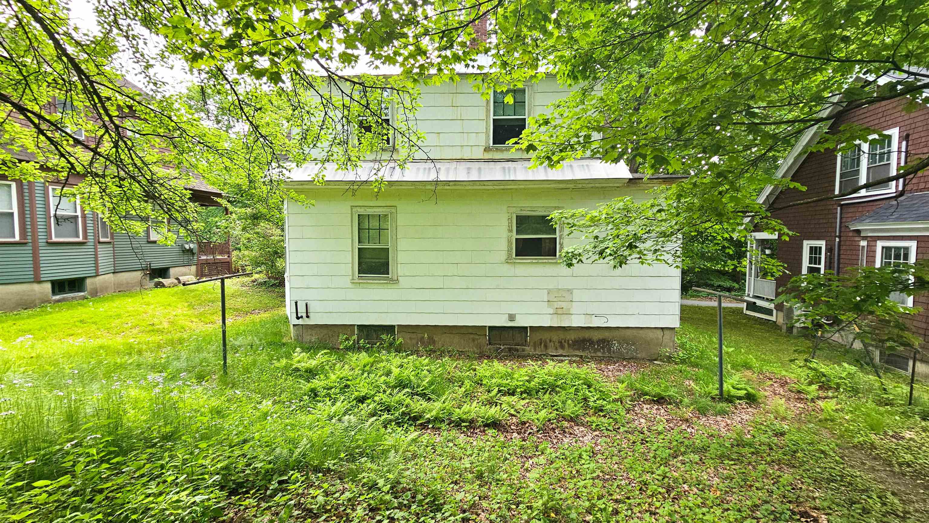 17 Clement Road Springfield, VT 05156 - Photo 4 of 18