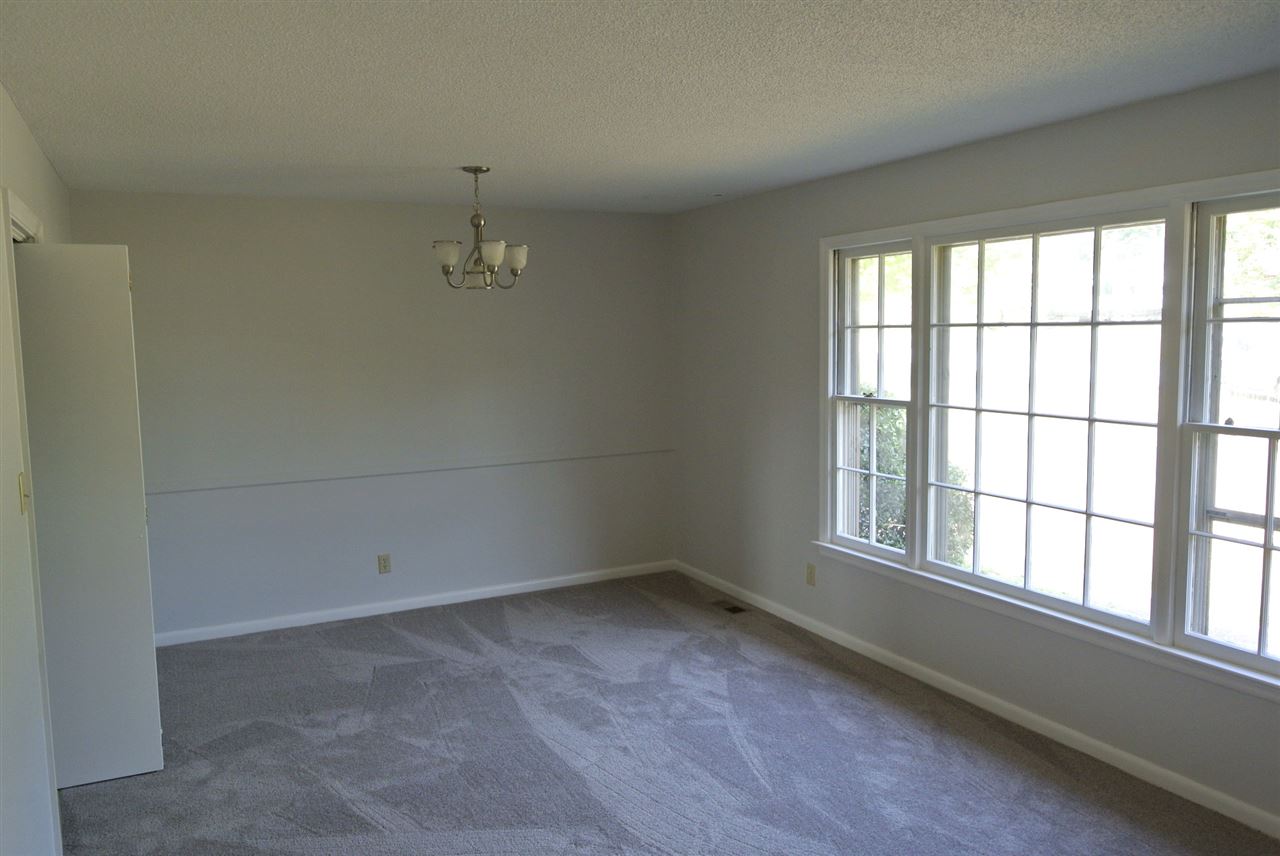 4232 Chaffee Road Spartanburg, SC 29301 - Photo 8 of 22