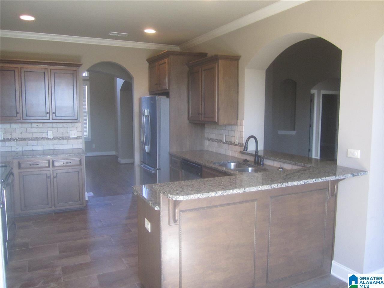 601 Overlook Road Fultondale, AL 35068 - Photo 12 of 50