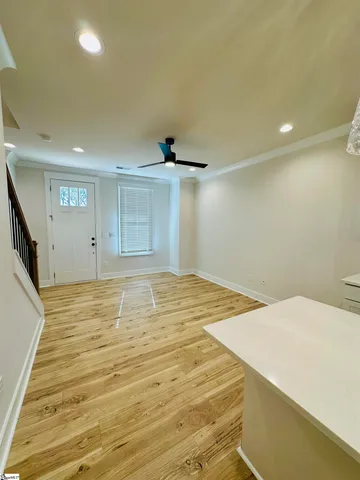 $399,900 | 9 Hawthorne Lane, Unit 102, Greenville, SC 29605