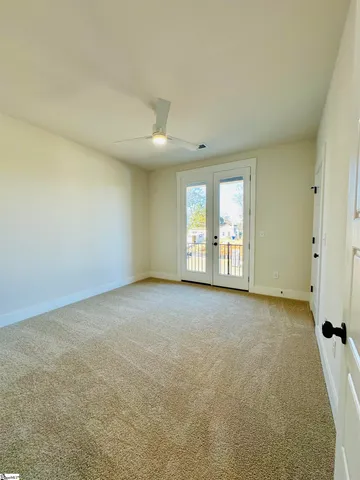 $399,900 | 9 Hawthorne Lane, Unit 102, Greenville, SC 29605