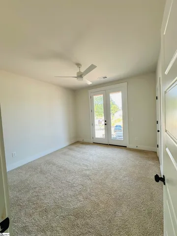 $399,900 | 9 Hawthorne Lane, Unit 102, Greenville, SC 29605