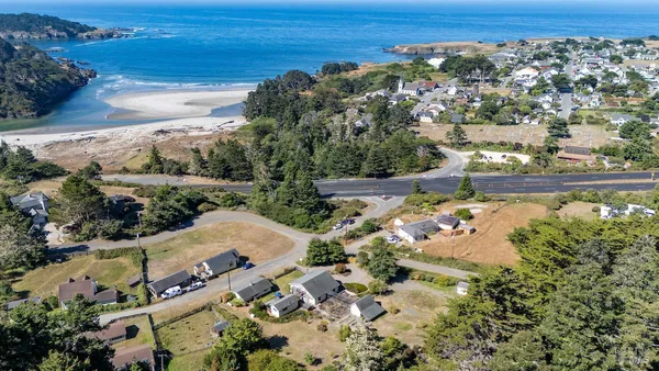 $1,125,000 | 44700 Jackson Street, Mendocino, CA 95460