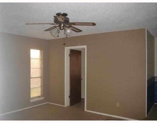 6937 Edgebrook Drive Corpus Christi, TX 78413 - Photo 7 of 9 a view of a livingroom and a window