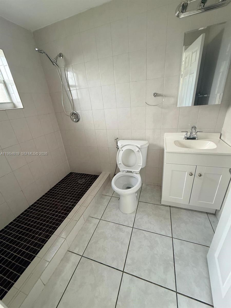 14755 Southwest 302nd Street Homestead, FL 33033 - Photo 14 of 34