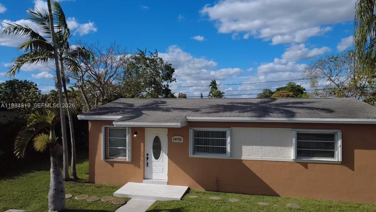 14755 Southwest 302nd Street Homestead, FL 33033 - Photo 2 of 34