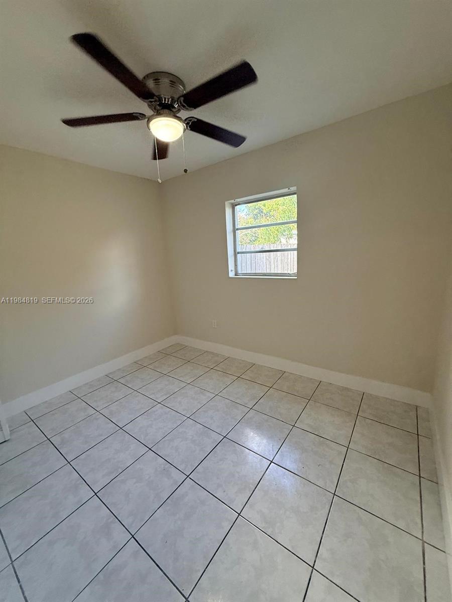 14755 Southwest 302nd Street Homestead, FL 33033 - Photo 29 of 34