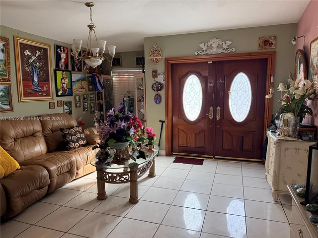 $455,000 | 9069 Northwest 121 Terrace, Unit 81, Hialeah Gardens, FL 33018