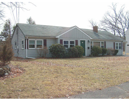 10 Wentworth Road Natick, MA 01760 - Photo 2 of 5