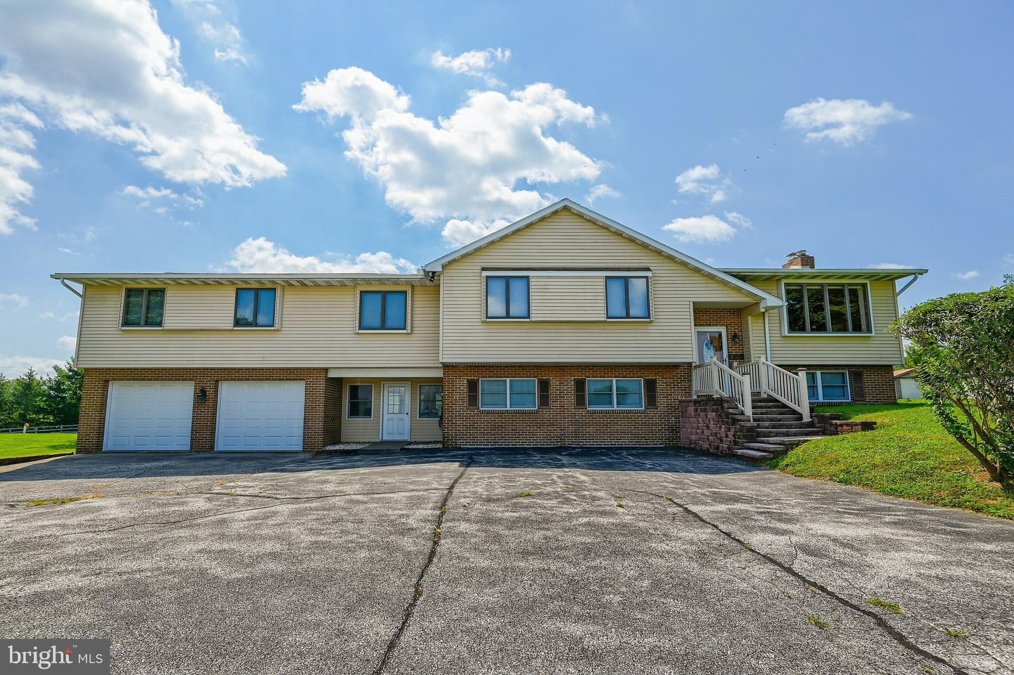 867 Bollinger Road Littlestown, PA 17340 - Photo 3 of 38