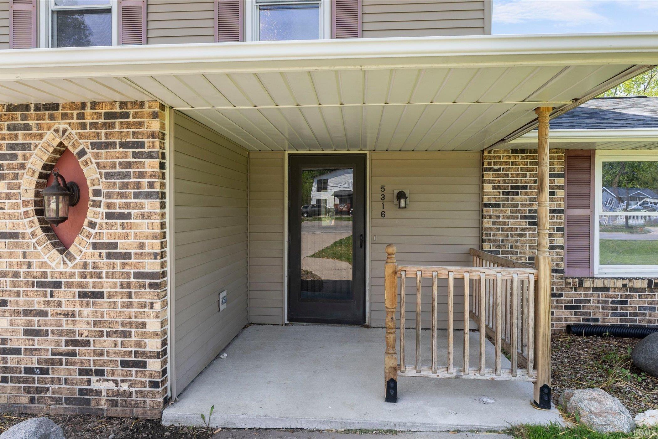 5316 Stellhorn Road Fort Wayne, IN 46815 - Photo 4 of 34