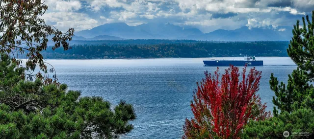 $2,750,000 | 4221 West Armour Street, Seattle, WA 98199