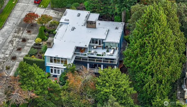 $2,750,000 | 4221 West Armour Street, Seattle, WA 98199