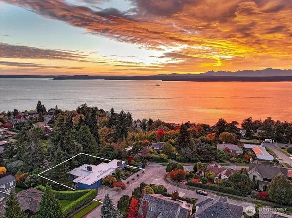 $2,750,000 | 4221 West Armour Street, Seattle, WA 98199